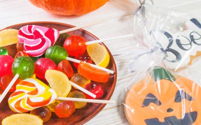 Blog - Learn More About Montclair NJ Orthodontist, Papasikos Orthodontics 2 Braces-Friendly Halloween Treats for Kids in Bloomfield